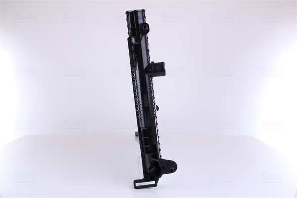 Radiator, engine cooling - 637648 NISSENS