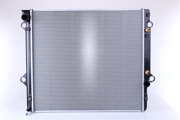 Radiatore, Raffreddamento motore - 646804 NISSENS