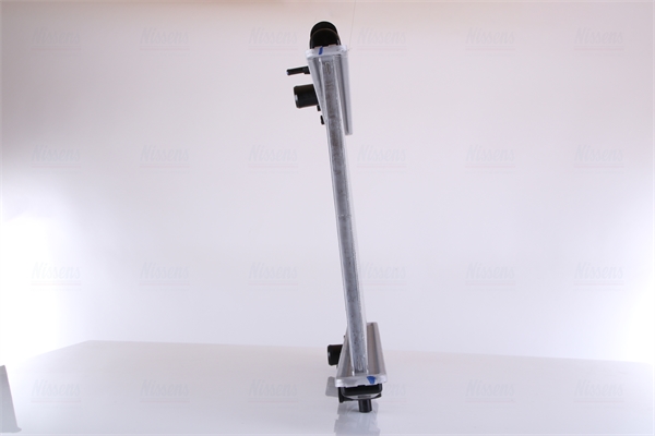 Radiator, engine cooling - 64718 NISSENS
