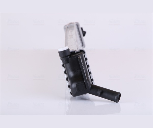 Radiator, engine cooling - 666209 NISSENS