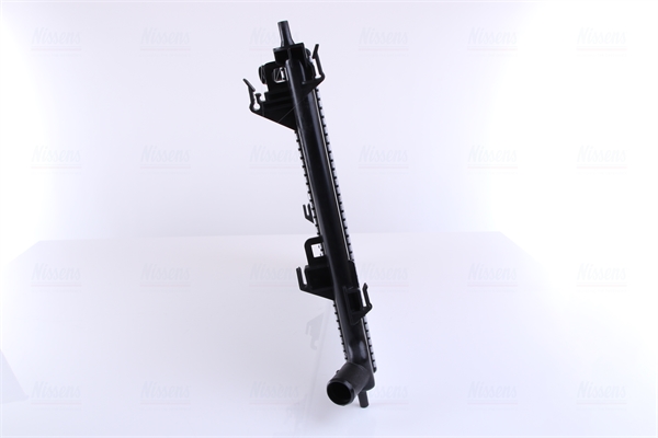 Radiator, engine cooling - 666213 NISSENS