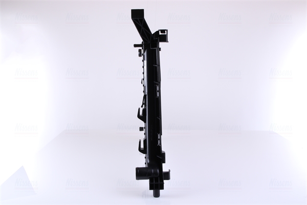 Radiator, engine cooling - 67106 NISSENS