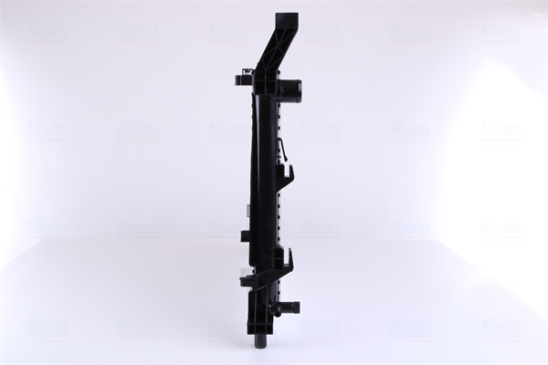 Radiator, engine cooling - 67106 NISSENS