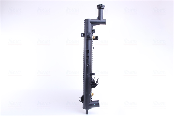 Radiator, engine cooling - 675005 NISSENS