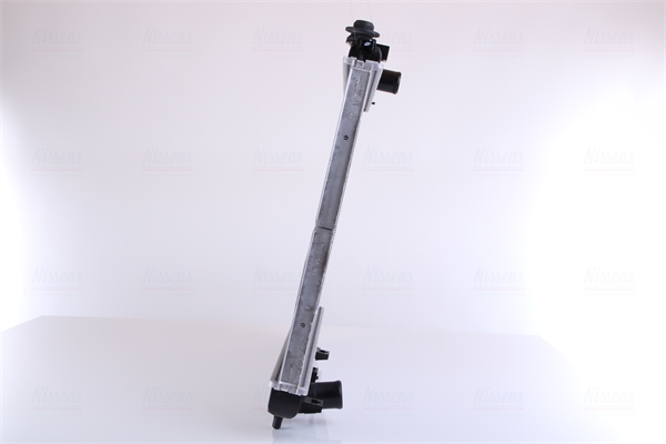 Radiator, engine cooling - 675017 NISSENS