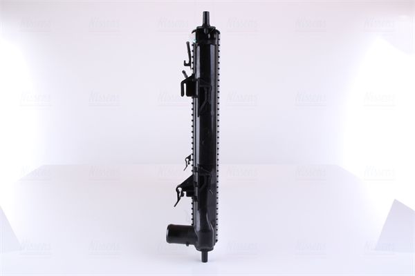 Radiator, engine cooling - 675025 NISSENS