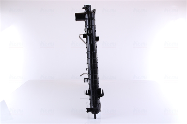 Radiator, engine cooling - 675034 NISSENS