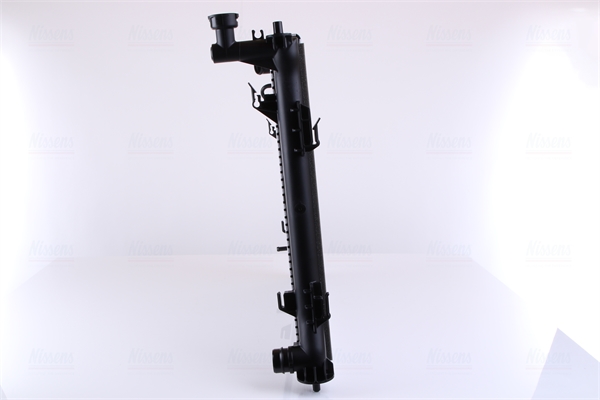 Radiator, engine cooling - 675053 NISSENS