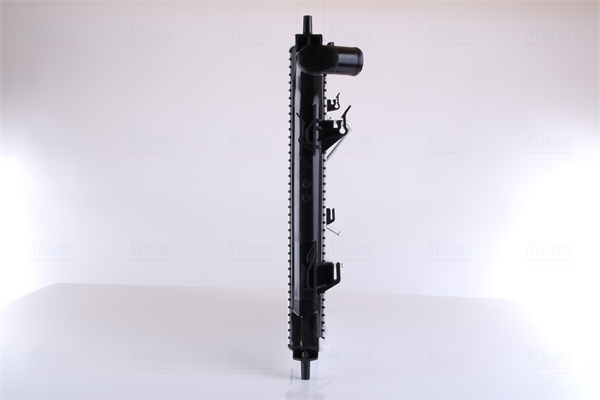 Radiator, engine cooling - 675073 NISSENS
