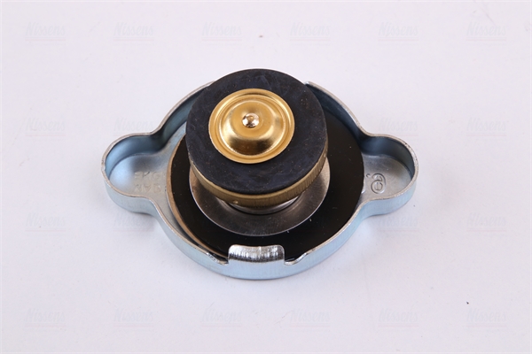Radiator, engine cooling - 67521 NISSENS