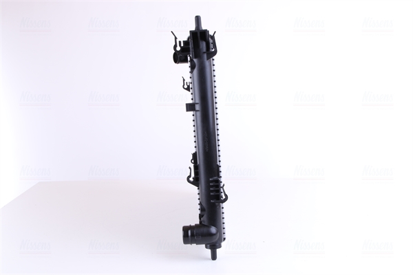 Radiator, engine cooling - 67611 NISSENS