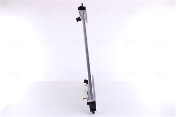 Radiator, engine cooling - 68525 NISSENS