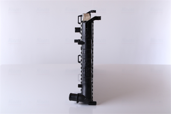 Radiator, engine cooling - 68806 NISSENS