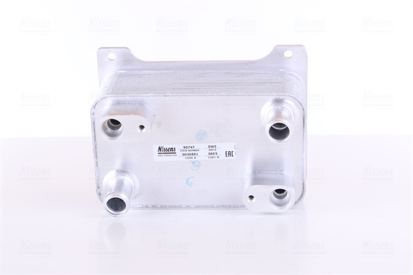 Radiatore olio, Cambio automatico - 90747 NISSENS