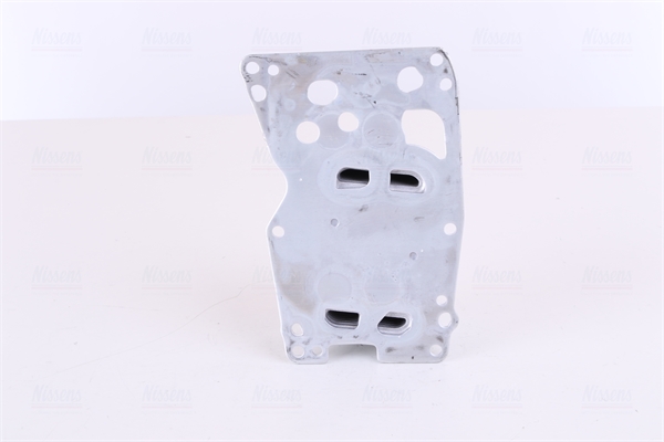 Oil Cooler, engine oil - 90902 NISSENS