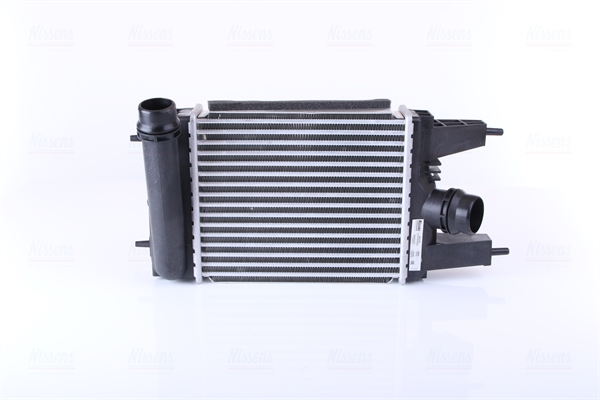 Intercooler, charger - 96153 NISSENS