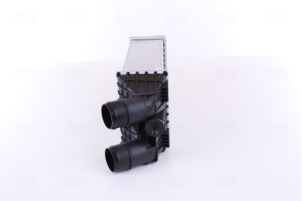 Intercooler, charger - 96594 NISSENS
