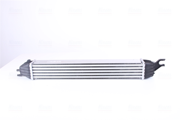 Intercooler - 96608 NISSENS