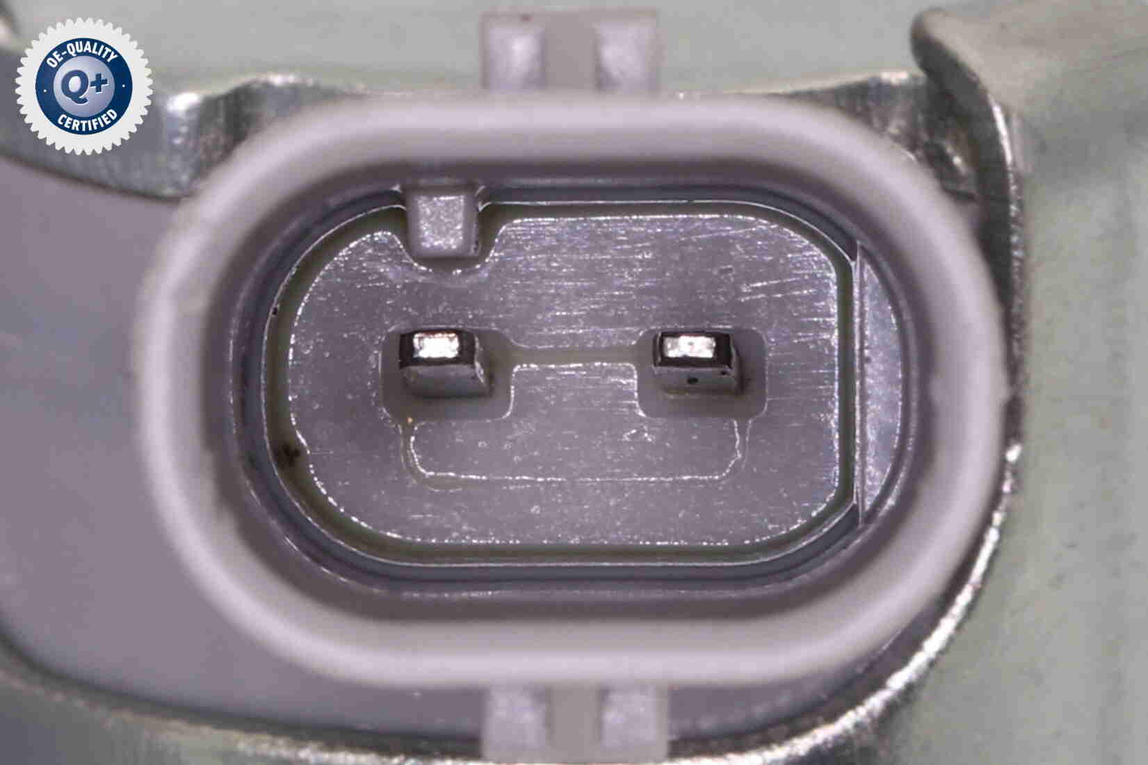 Control Valve, camshaft adjustment - V10-3730 VAICO