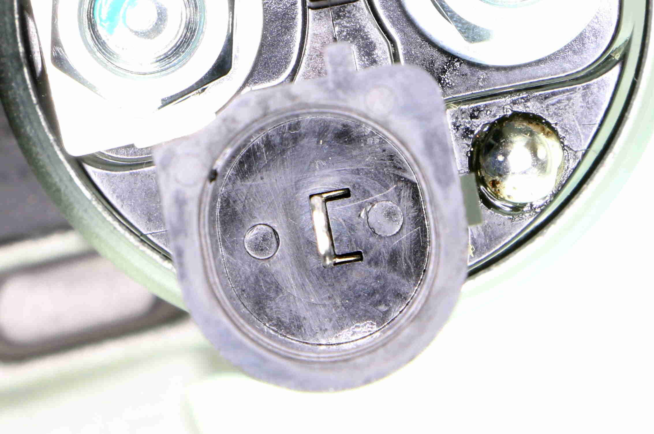 Sensor, Einparkhilfe - V22-72-0114 VEMO