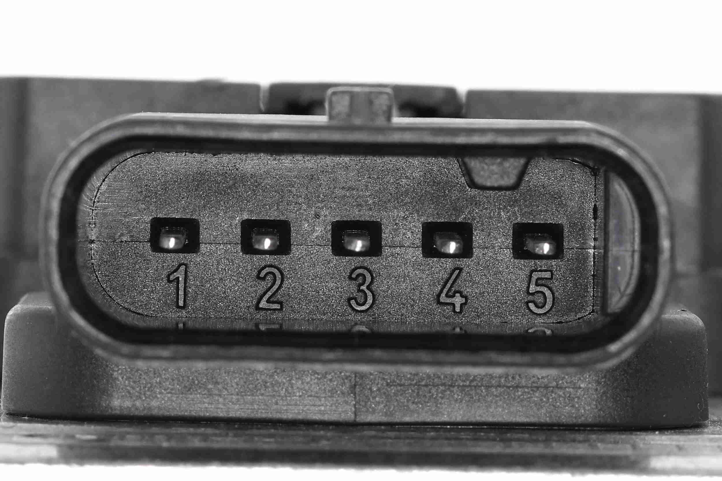 NOx Sensor, urea injection - V10-72-0082 VEMO