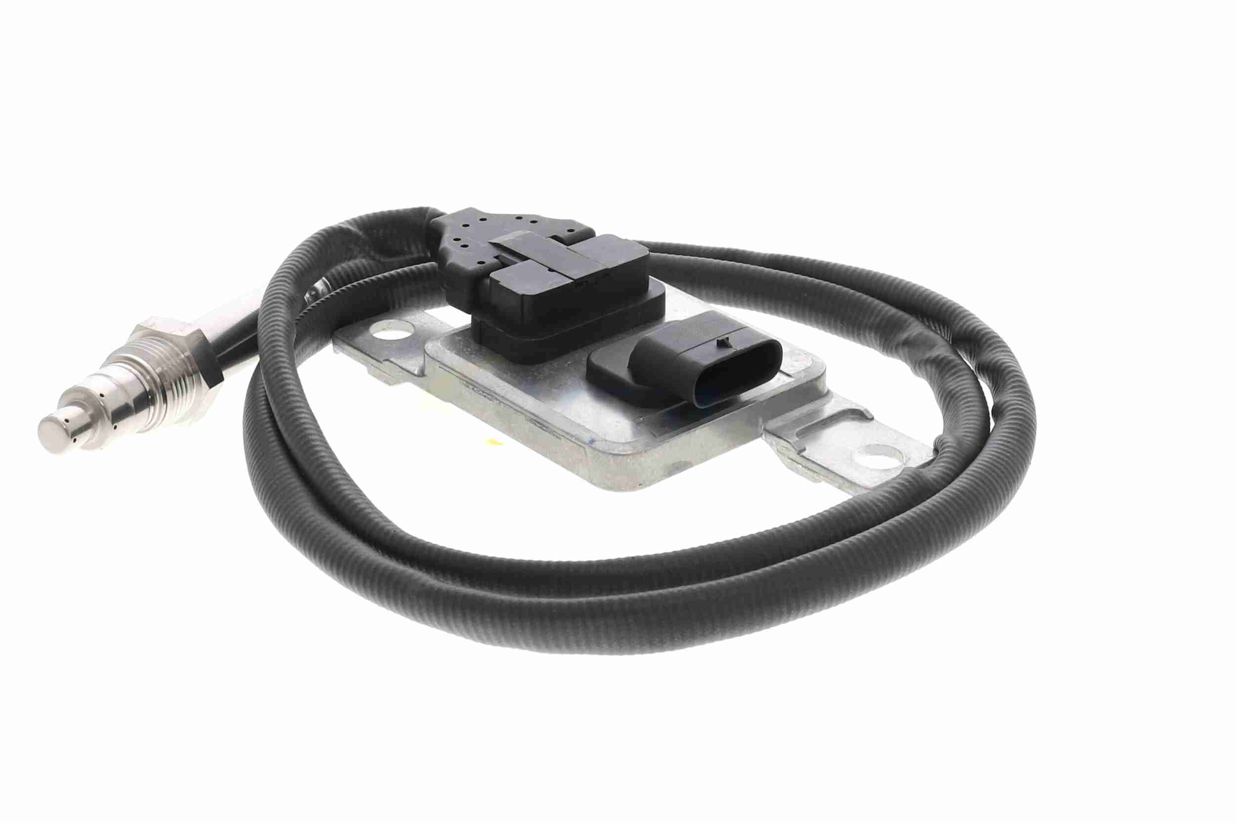NOx Sensor, urea injection - V10-72-0092 VEMO