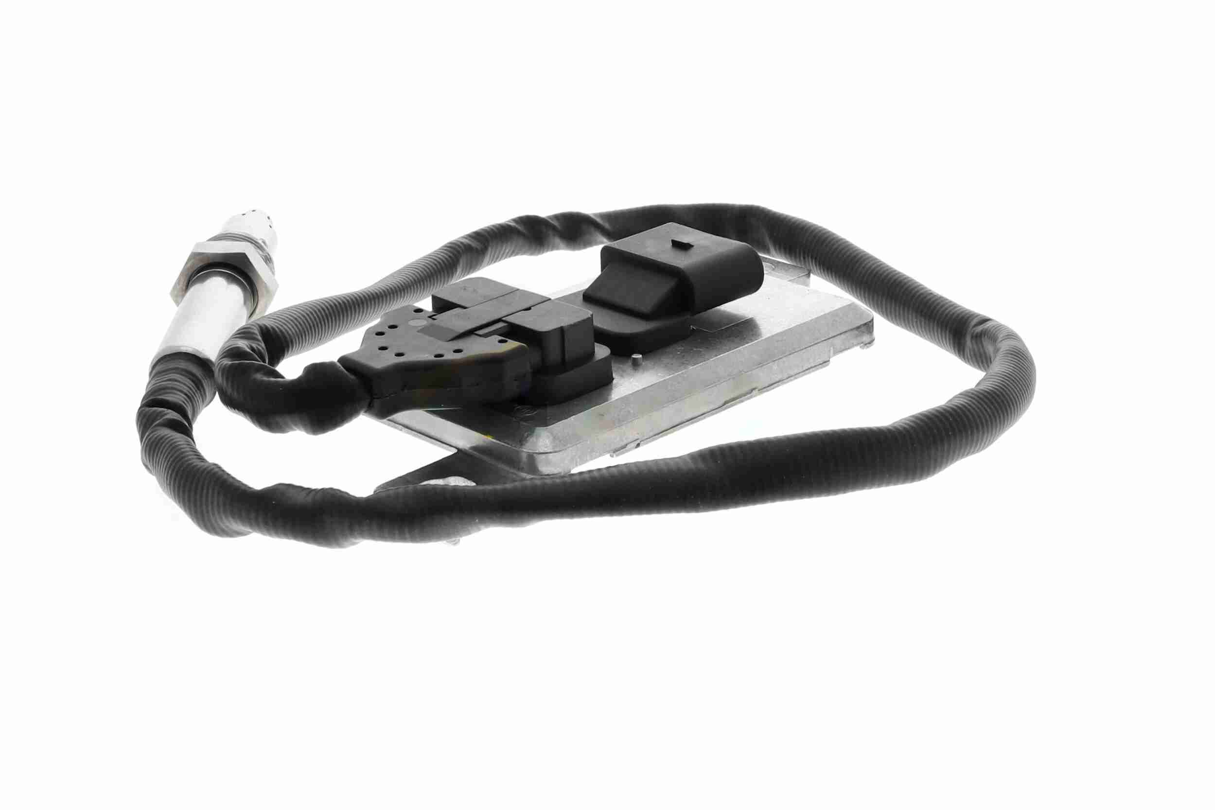 NOx Sensor, urea injection - V10-72-0100 VEMO