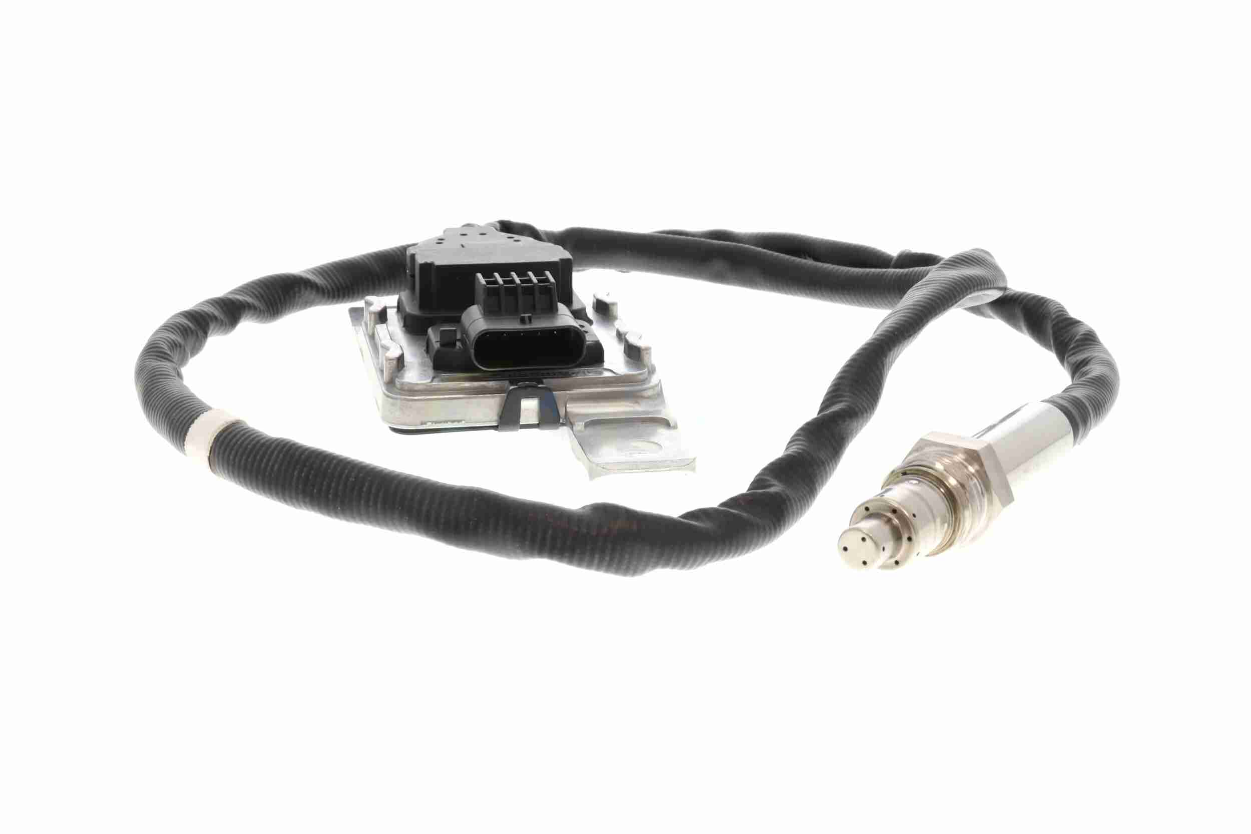 NOx Sensor, urea injection - V10-72-0166 VEMO