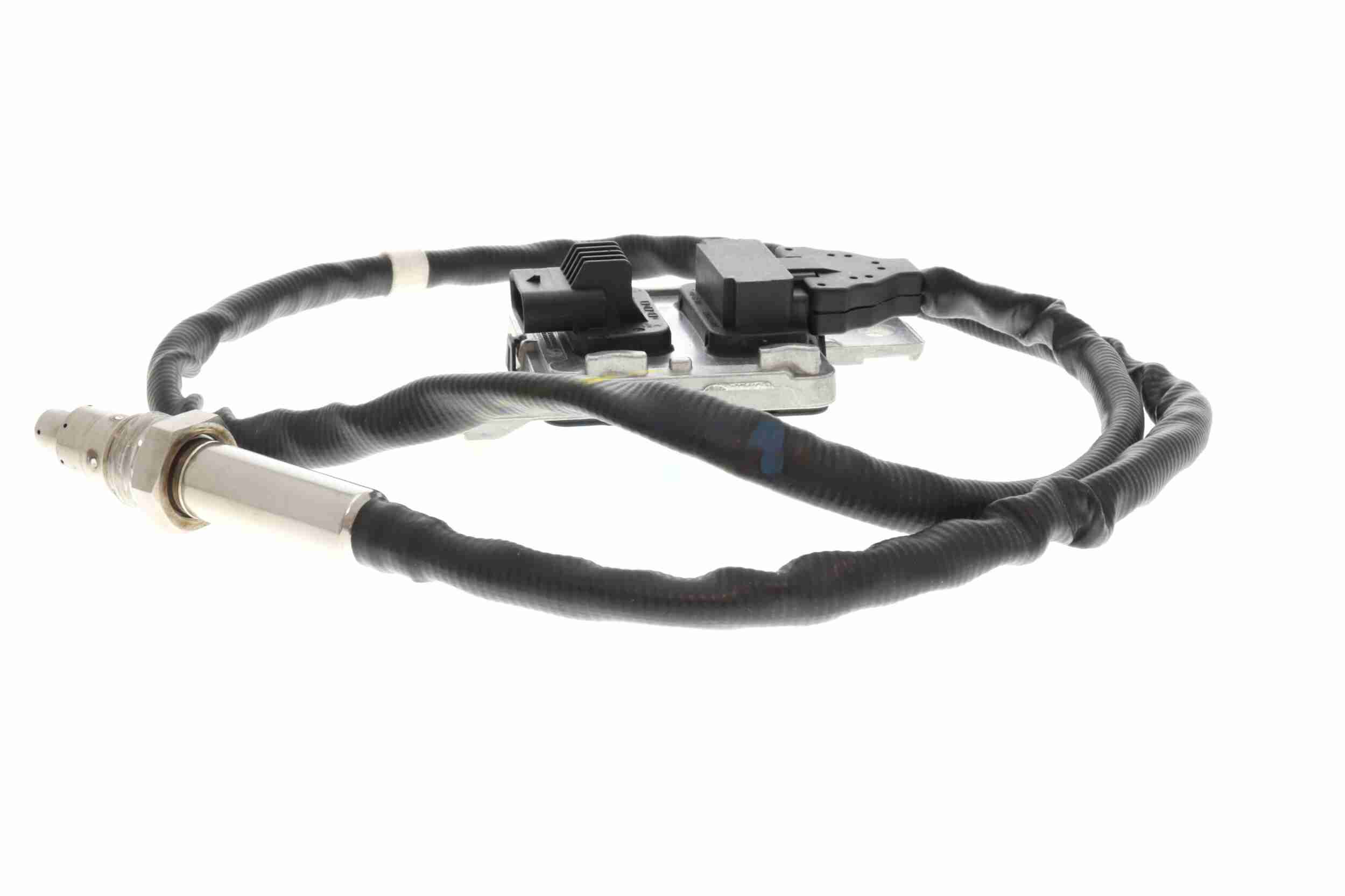 NOx Sensor, urea injection - V10-72-0166 VEMO