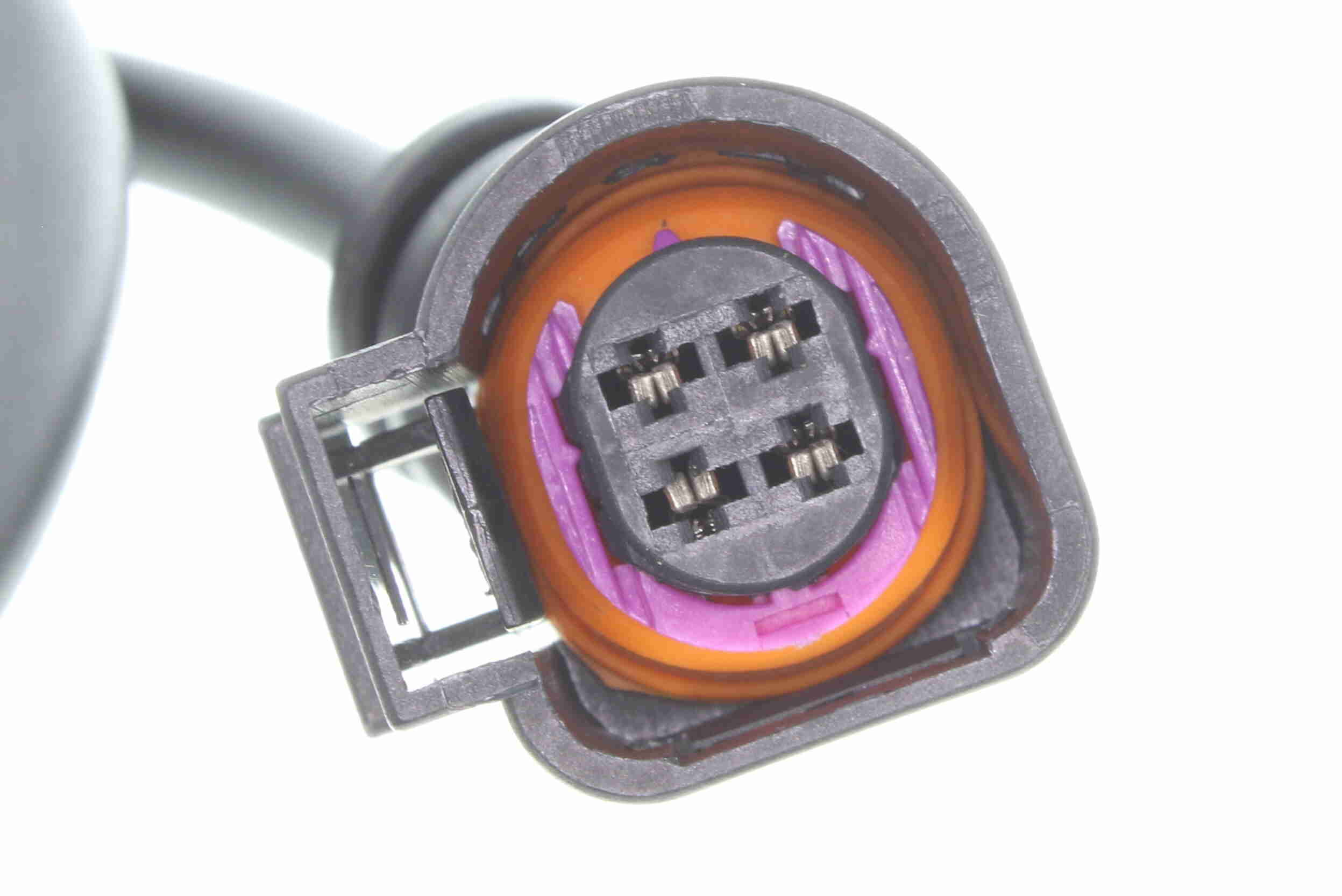 Sensor, wheel speed - V10-72-1076 VEMO