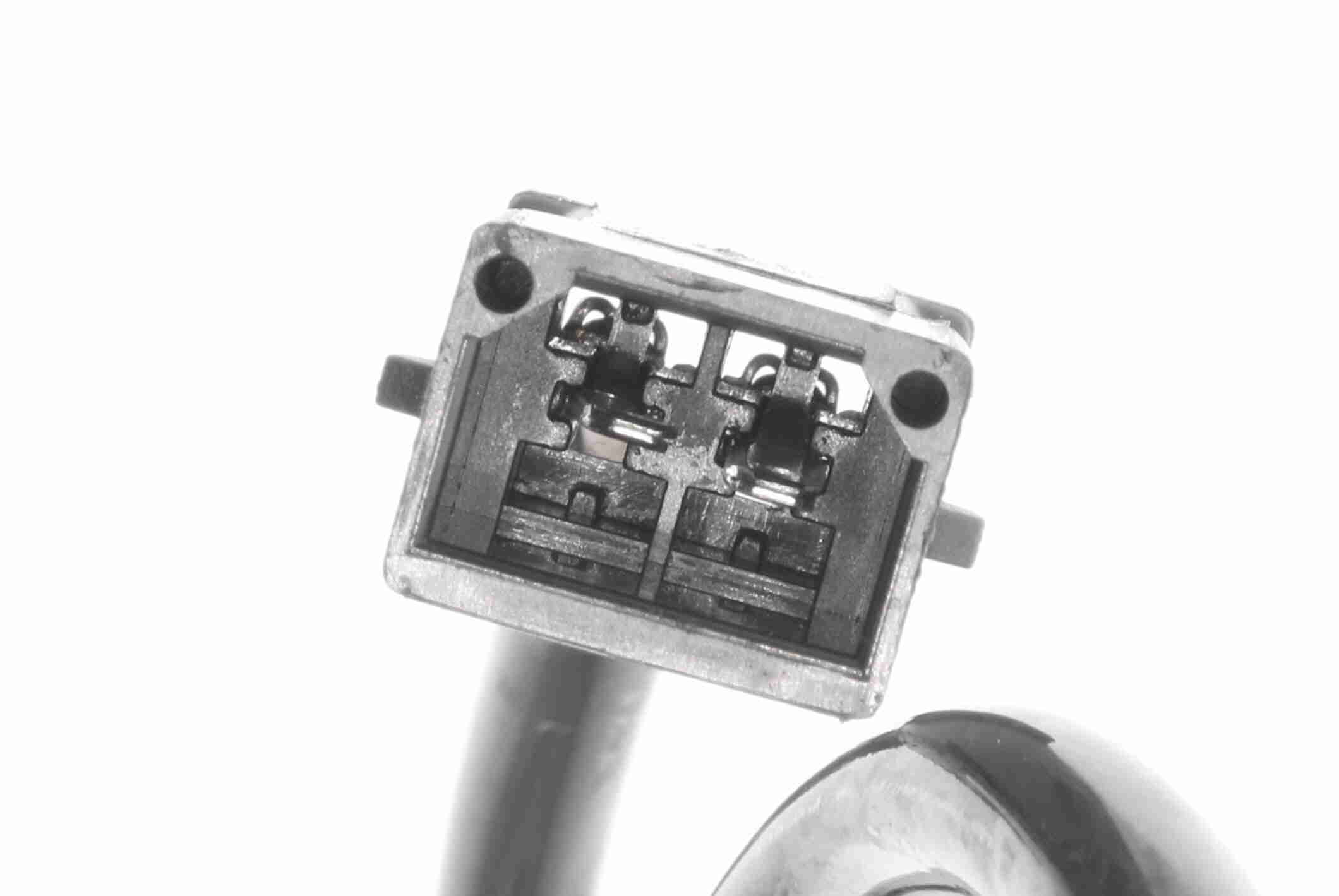 Sensor, wheel speed - V10-72-1329 VEMO