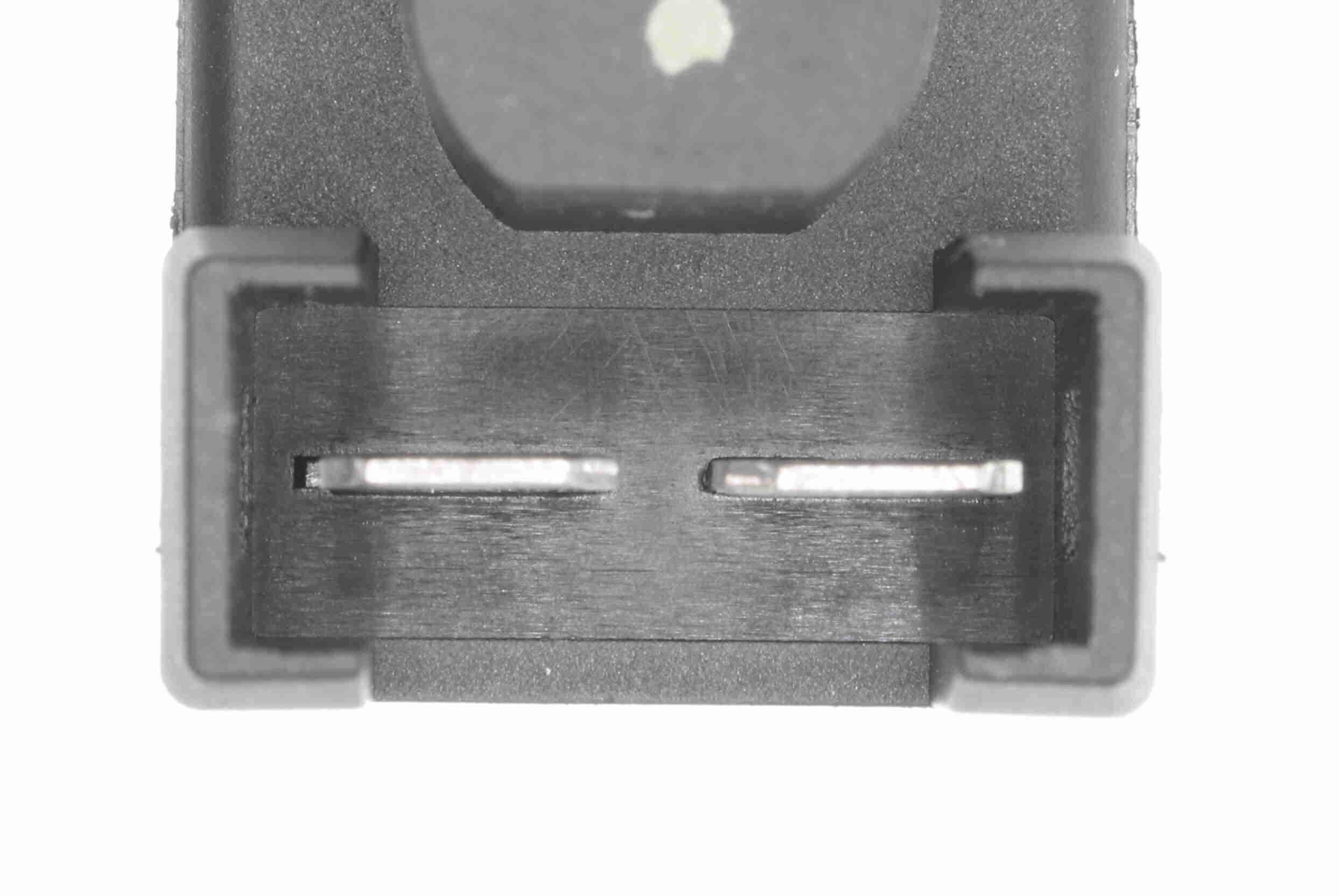 Brake Light Switch - V10-73-0088 VEMO