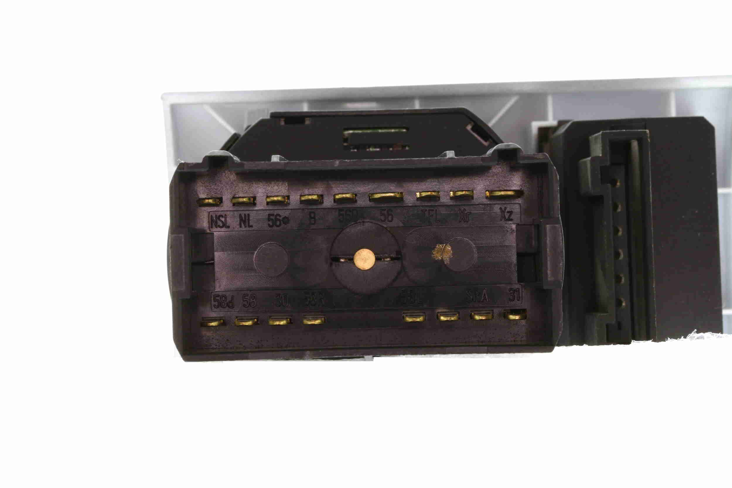 Switch, headlight - V10-73-0211 VEMO