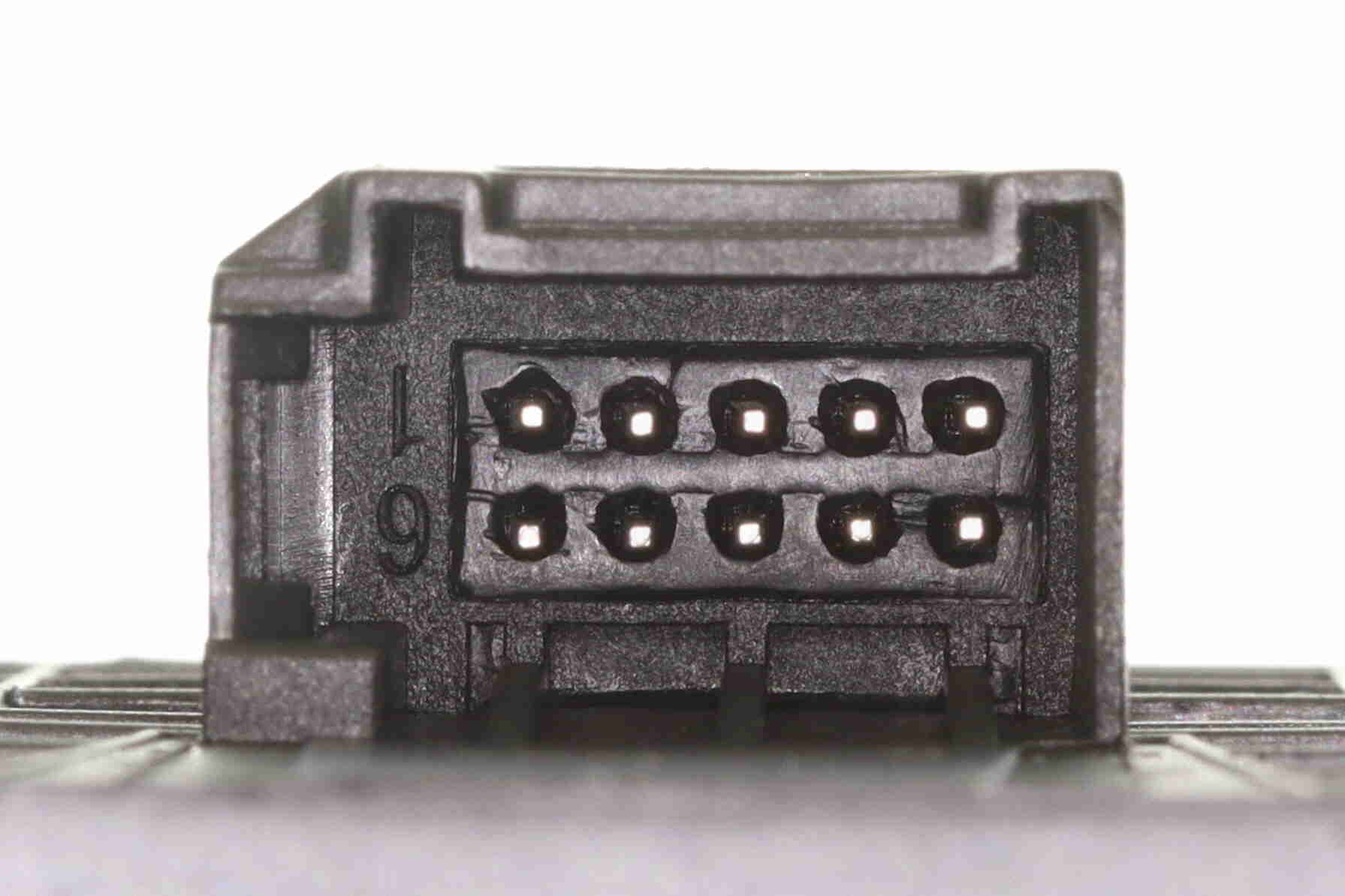 Sensor, wheel speed - V50-72-0013 VEMO