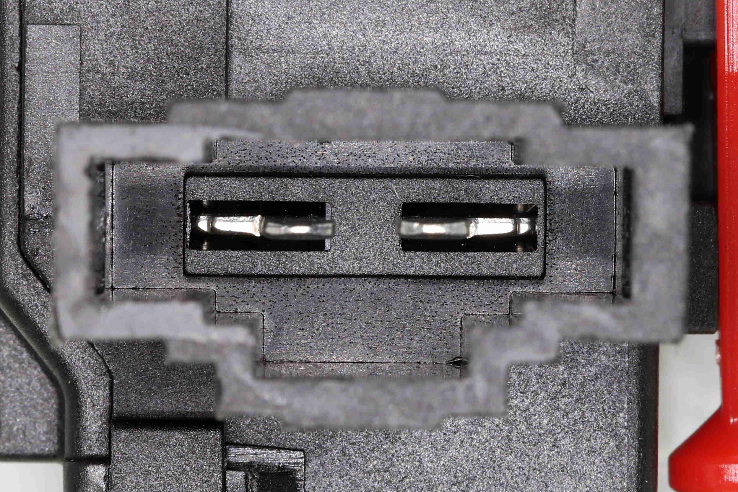 Control, central locking system - V10-77-0047 VEMO