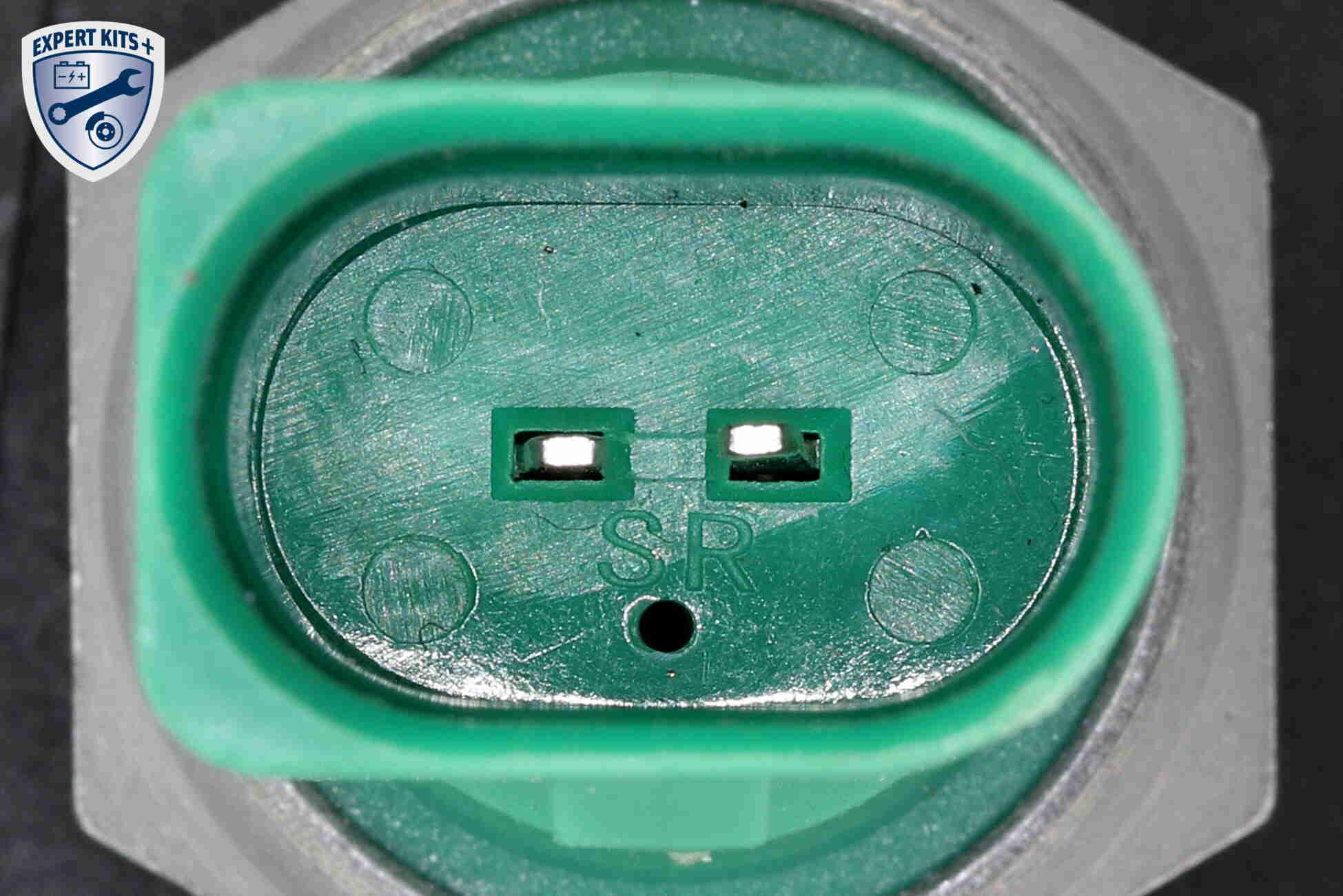 Oil filter module - V15-60-6096 VEMO