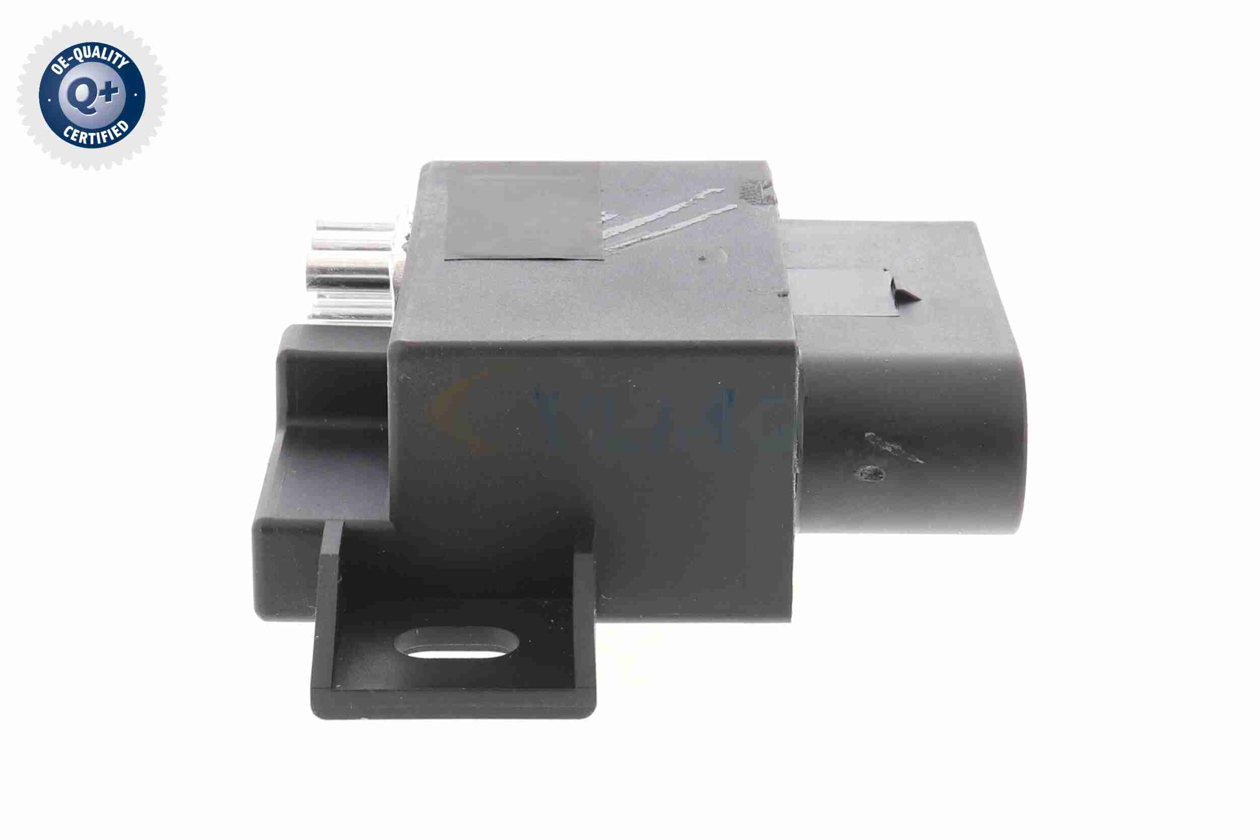 Relay, fuel pump - V15-71-0068 VEMO