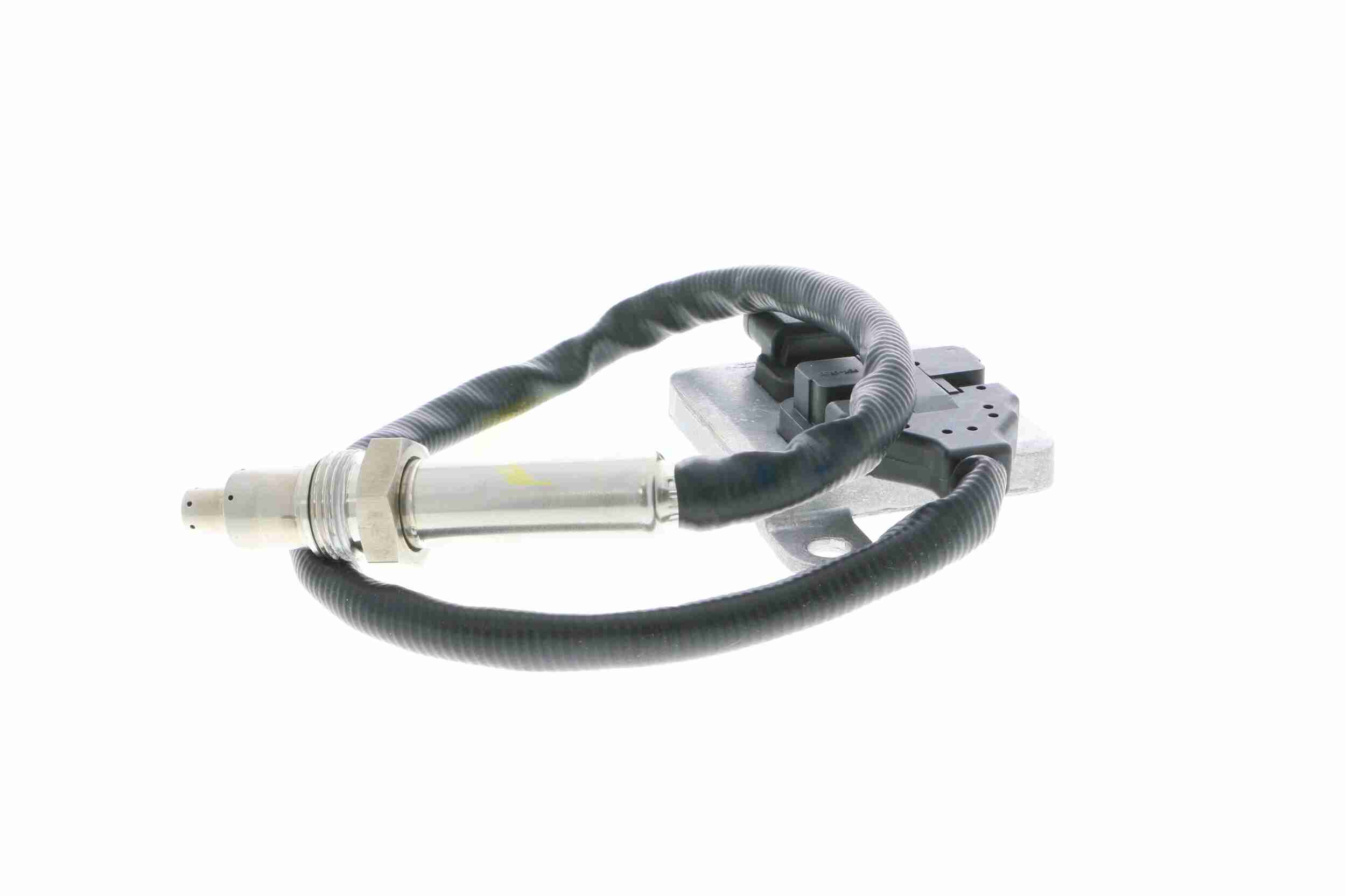 NOx Sensor, urea injection - V20-72-0130 VEMO