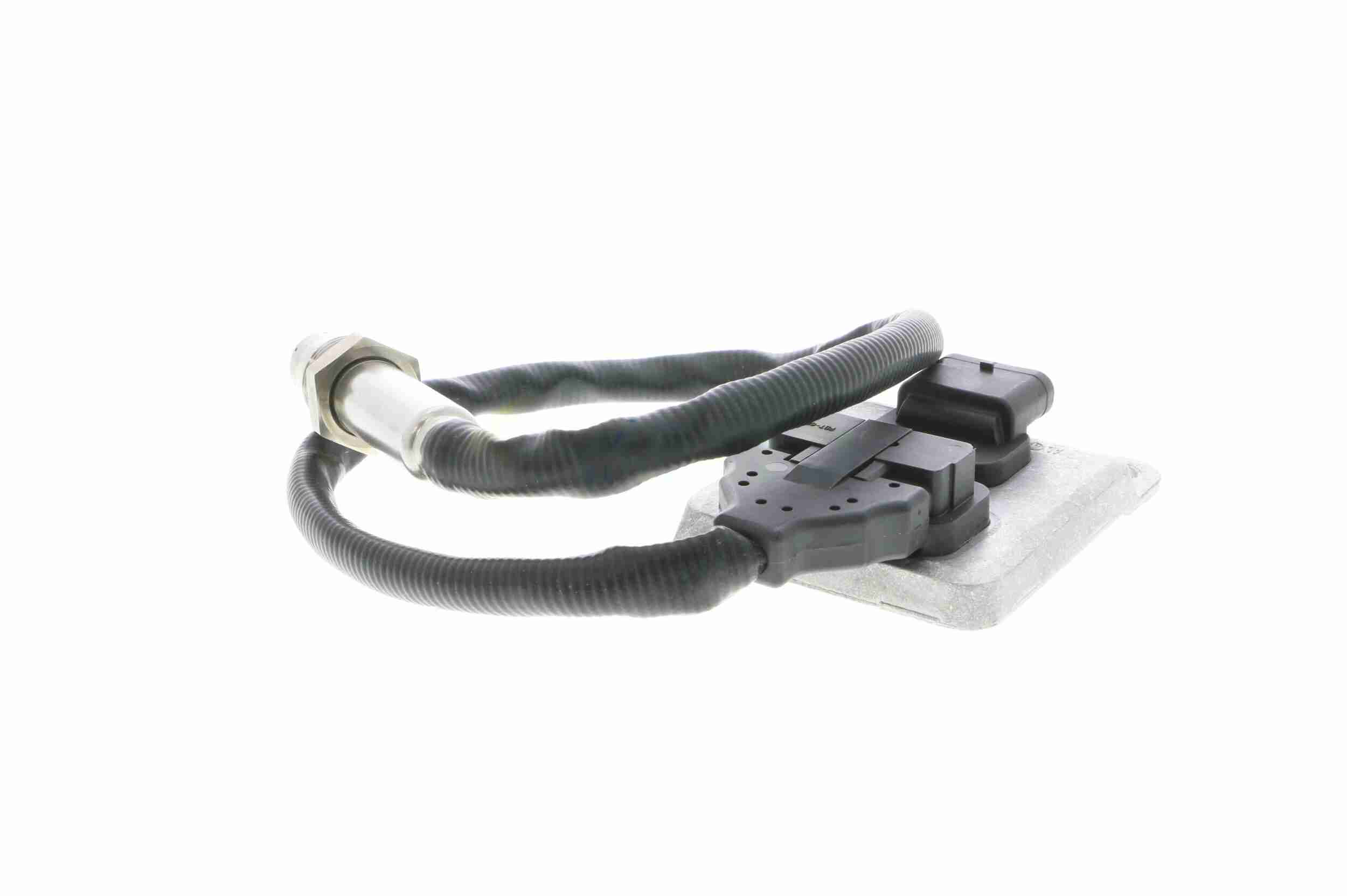 NOx Sensor, urea injection - V20-72-0130 VEMO