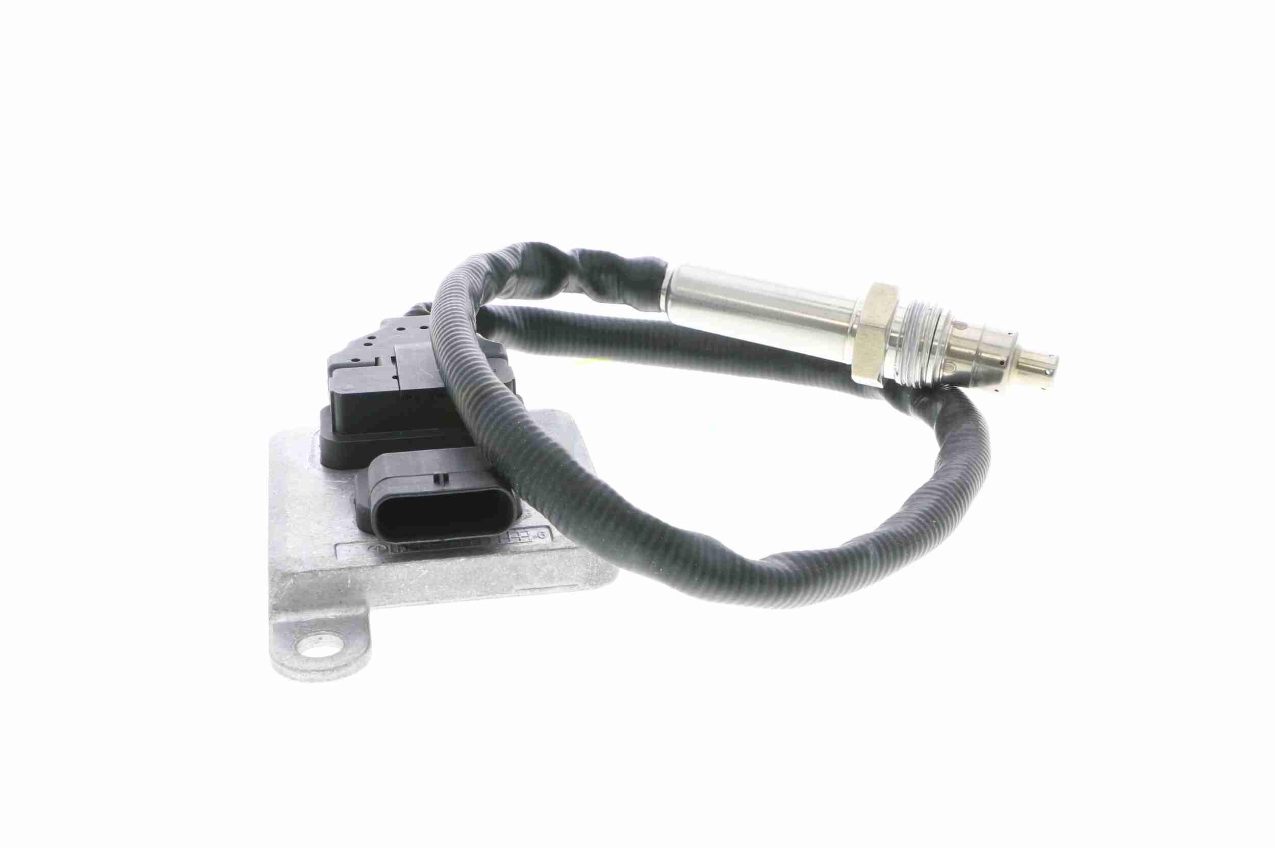 NOx Sensor, urea injection - V20-72-0130 VEMO