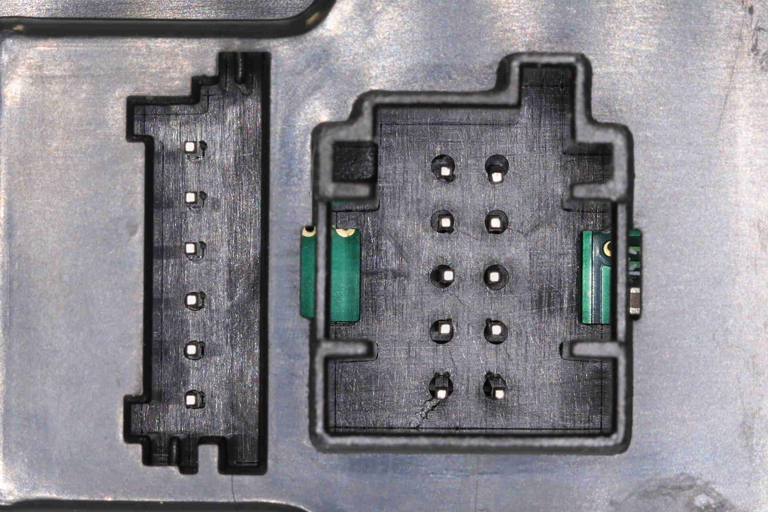 Sensor, wheel speed - V24-72-0126 VEMO