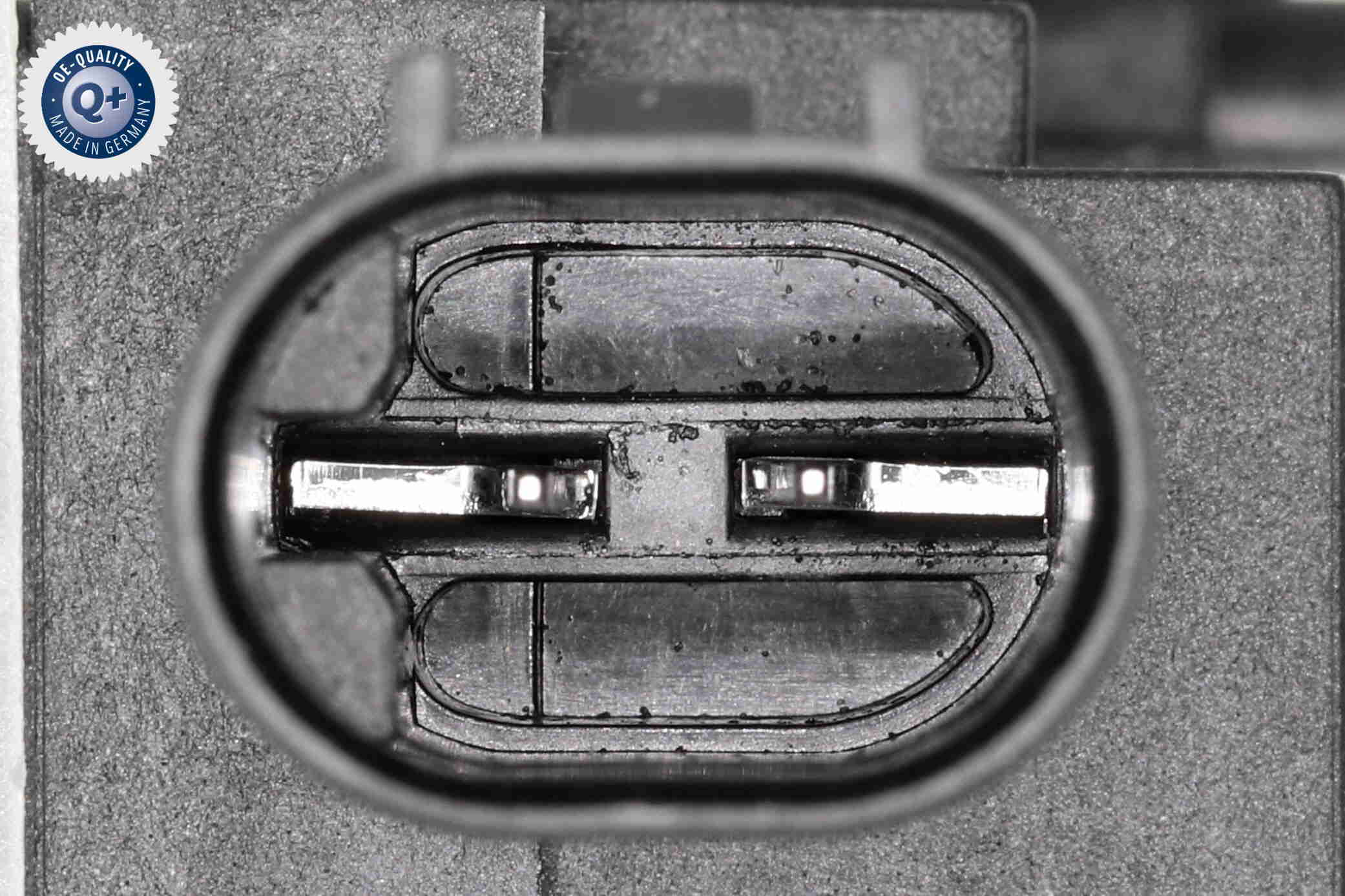 Sensor, Einparkhilfe - V20-72-0018 VEMO