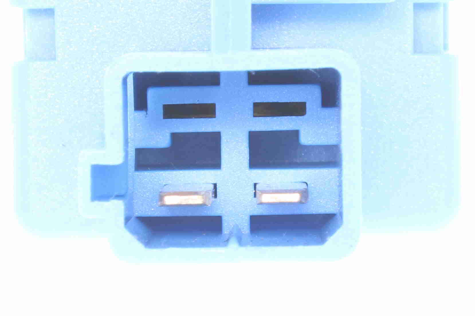 Sensor, wheel speed - V70-72-0204 VEMO
