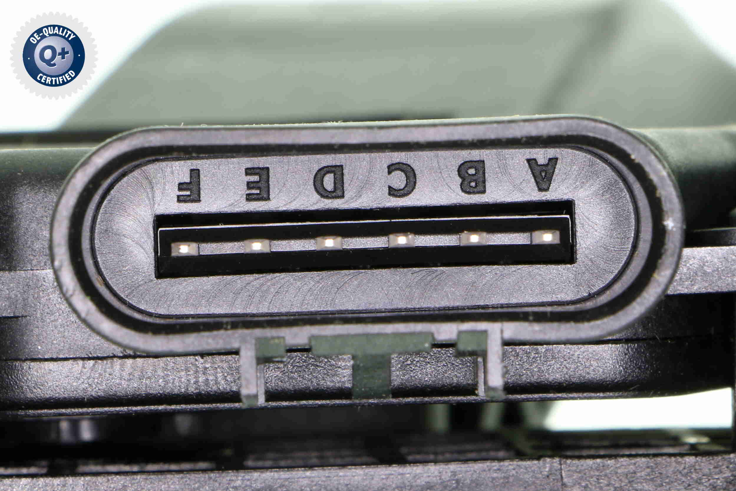 Sensor, accelerator pedal position - V24-82-0001 VEMO