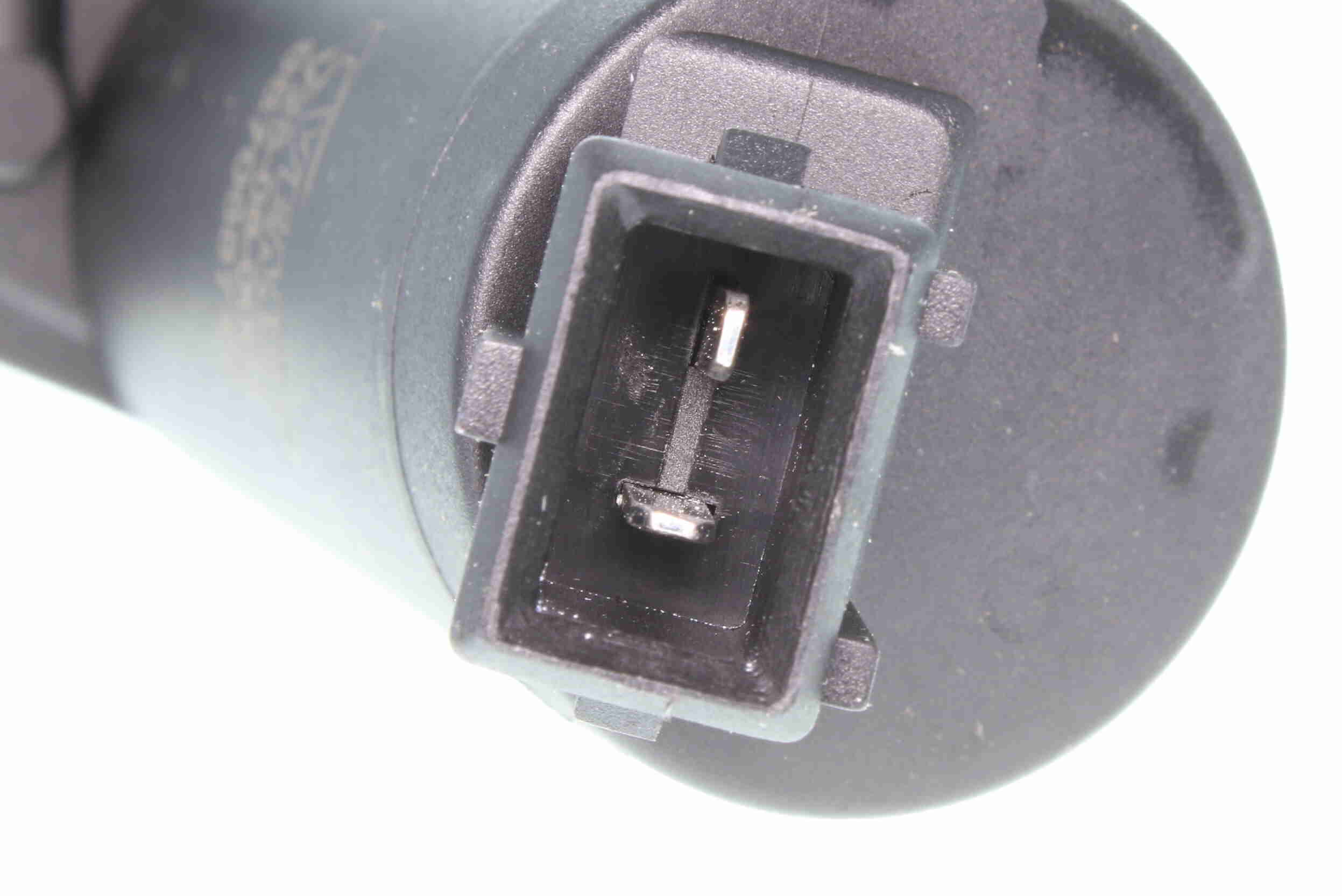 Water Pump, window cleaning - V25-08-0001 VEMO