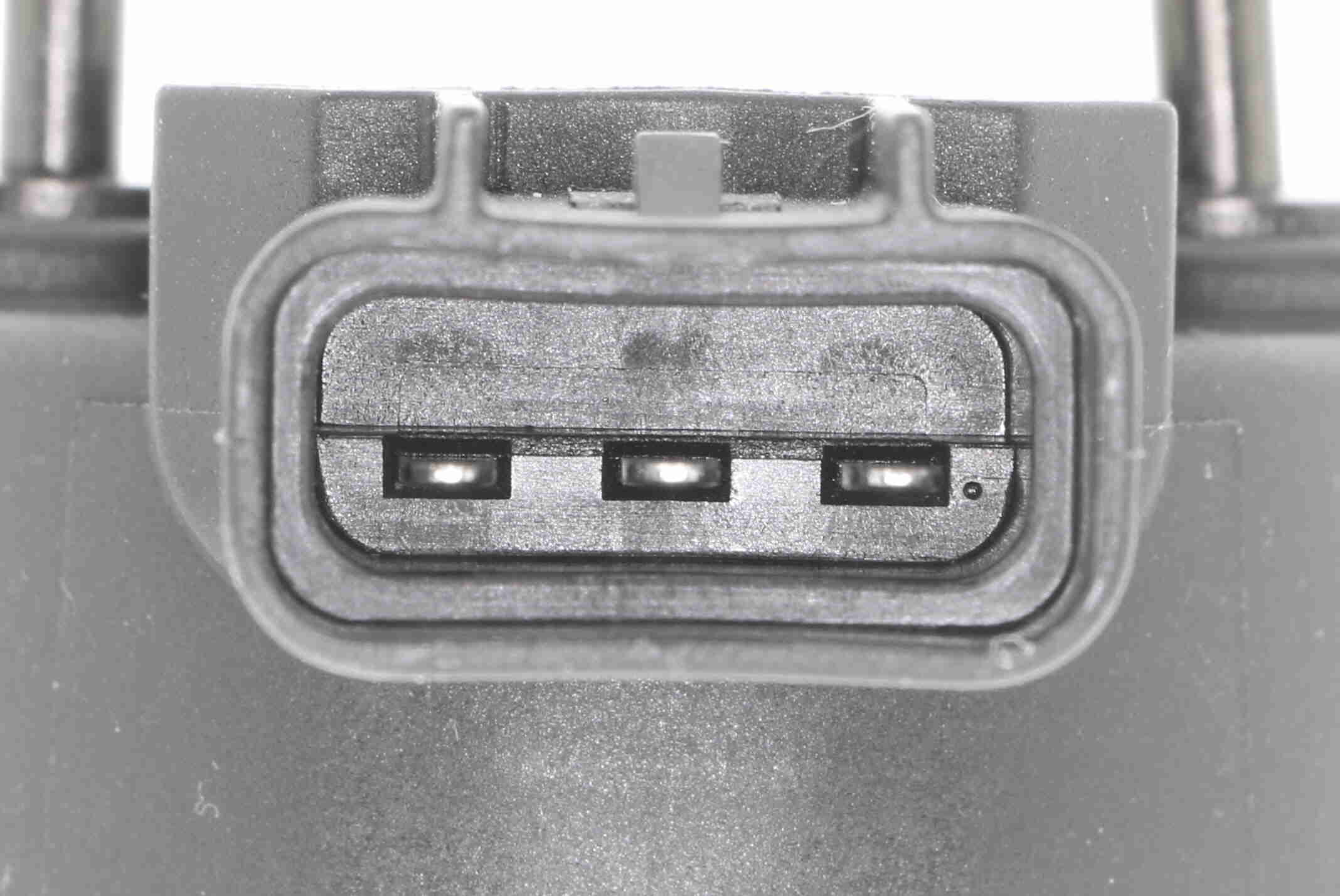 Regulator, passenger compartment fan - V42-79-0011 VEMO