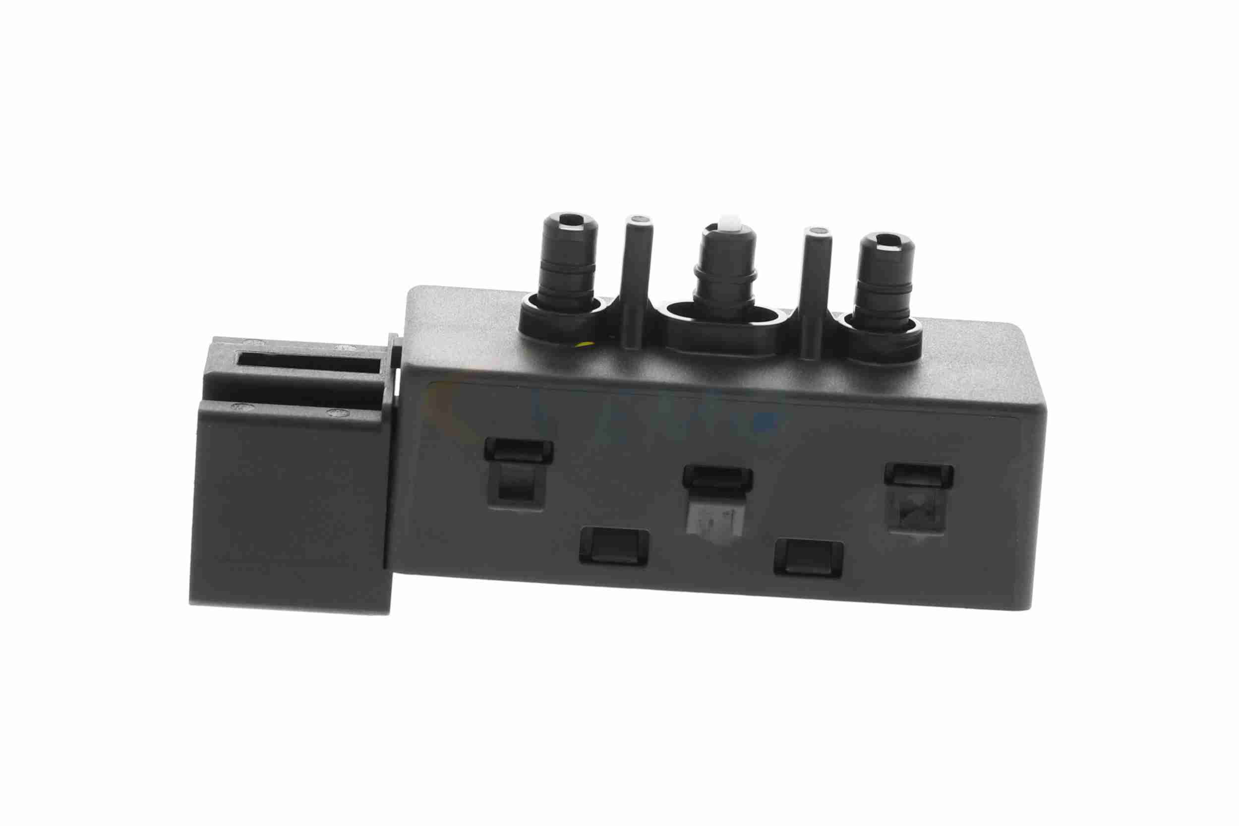 Sensor, wheel speed - V70-72-0208 VEMO