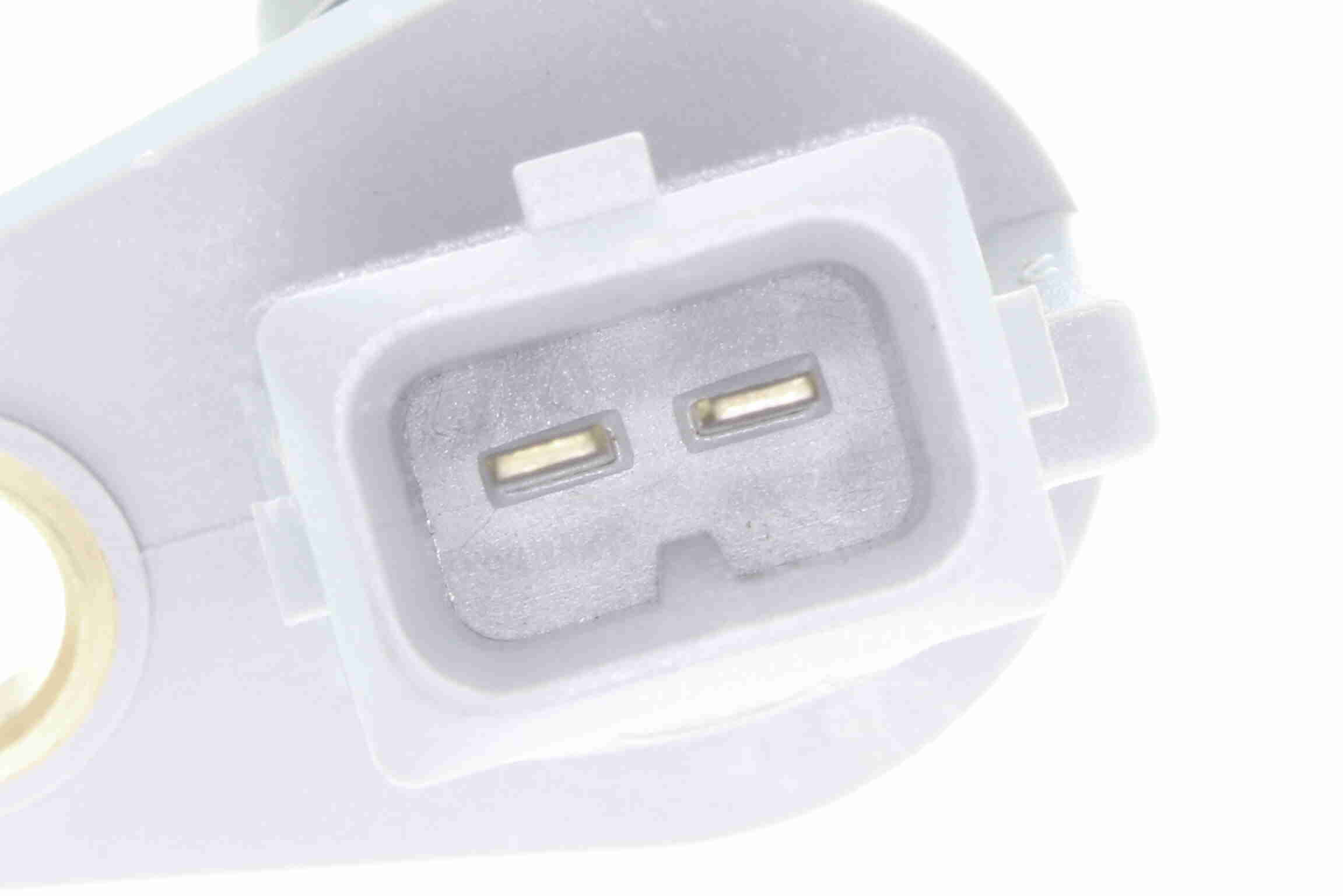 Sensor, crankshaft pulse - V30-72-0745 VEMO