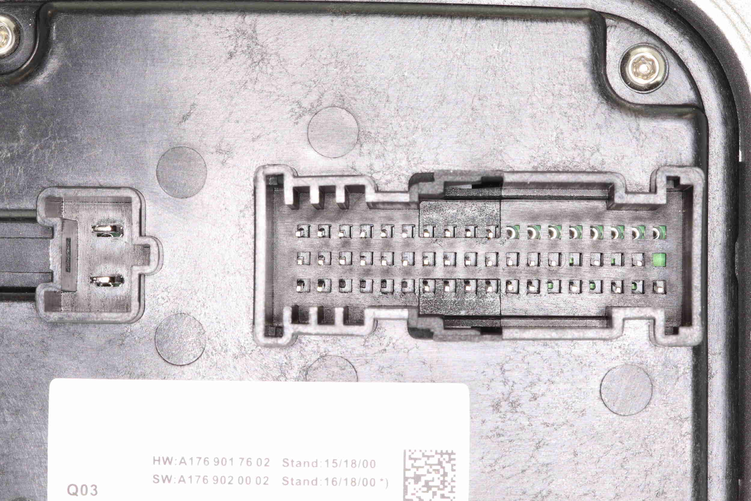 Sensor, crankshaft pulse - V25-72-1087 VEMO