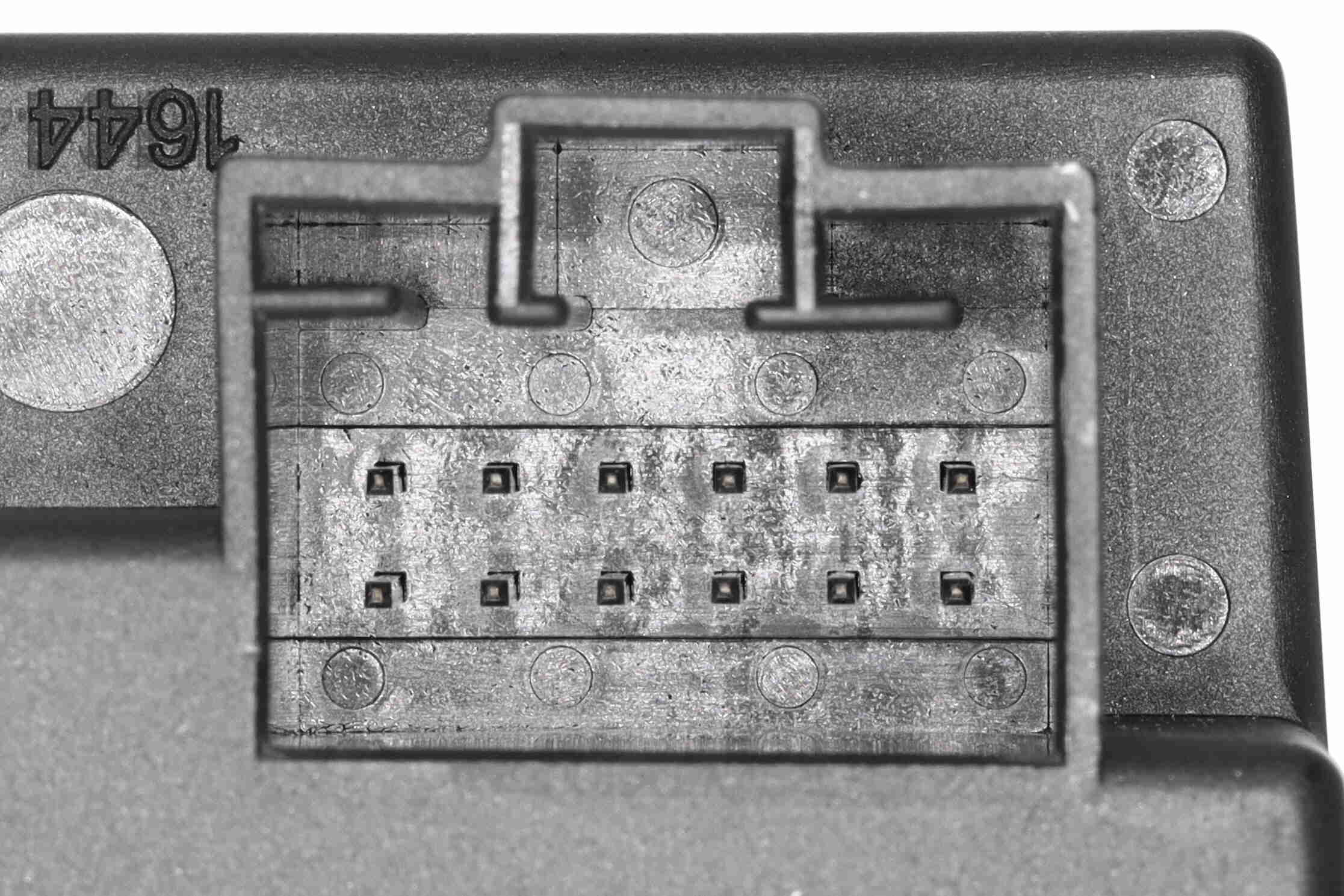 Управляющий прибор, топливный насос - V30-73-0052 VEMO